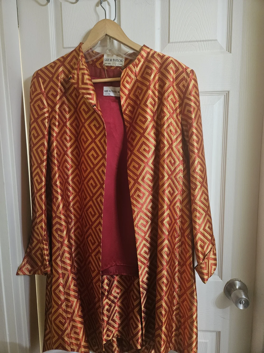 Statement Gold & Red Geometric Satin Blazer - Picture 10 of 10